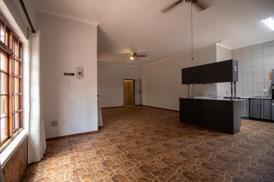 To Let 3 Bedroom Property for Rent in Geelhoutpark North West